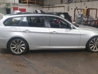 BMW 3 E90/E91 рест. E91 2010
