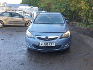 Opel Astra J 2010