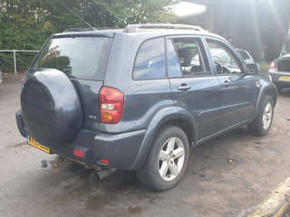 Toyota RAV4 2  (XA20) рест. 2005