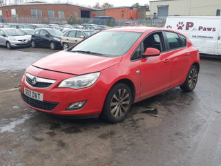 Opel Astra J 2012