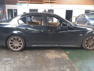 BMW 5 E60/E61 E60 2006