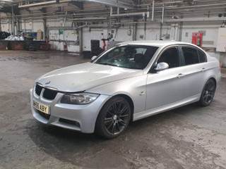 BMW 3 E90/E91/E92/E93 E90 2005