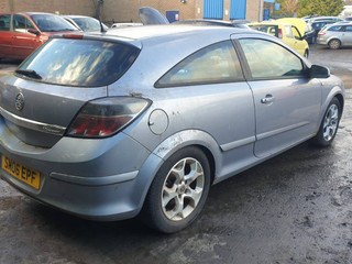 Opel Astra GTC H 2006