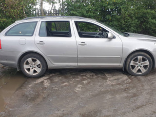 Skoda Octavia 2  (A5) рест. 1Z 2009