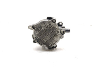 насос вакуумный Volkswagen Golf 5 поколение 2007, 2.0 л., TFSI, BWA, бензин, 6МКПП, black magic / lc9z, хетчбэк 5 дв., передний привод, правый руль, 06D145100E