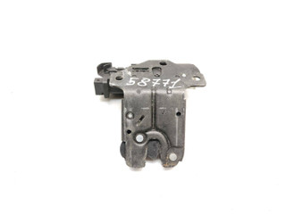 замок багажника Audi A4 B7 2005, 3.0 л., TDi PD, BKN, дизель, 6МКПП, чёрный, универсал, полный привод, правый руль, 8P4827505B