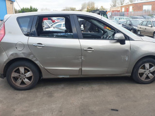 Renault Scenic 3 2010