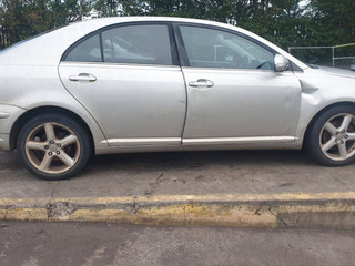 Toyota Avensis 2  (T250) рест. 2006