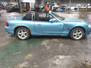 Mazda MX-5 2  рест. NB 2002