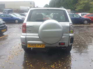 Toyota RAV4 2  (XA20) рест. 2005