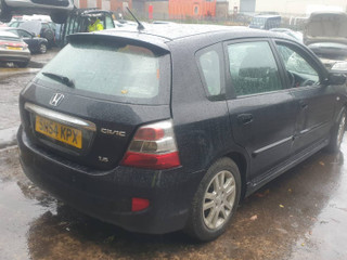 Honda Civic 7  рест. EU8 2004