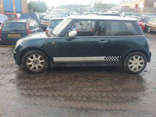 Mini Cooper  R50 2004