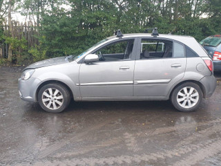 Kia Rio 2  рест. JB 2010
