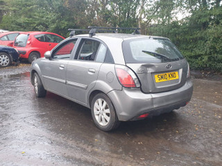 Kia Rio 2  рест. JB 2010