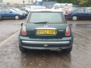 Mini Cooper  R50 2003