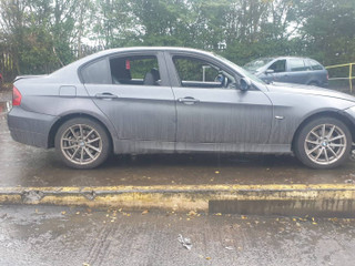 BMW 3 E90/E91/E92/E93 E90 2005
