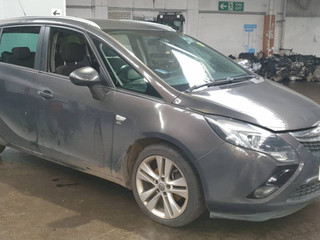 Opel Zafira 3  (C) 2013