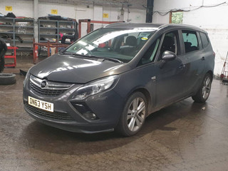 Opel Zafira 3  (C) 2013
