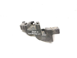 Крепление бампера переднего Land Rover Freelander 1 поколение [рестайлинг] L314 2004, 2.0 л., TD, 204D3, дизель, 5МКПП, чёрный, внедорожник 3 дв., полный привод, правый руль, DPN500080R
