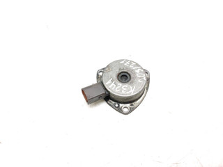 клапан фазорегулятора Mercedes-Benz C-Класс W203/S203/CL203 CL203 2002, 1.8 л., Kompr, M 271.946, бензин, 6МКПП, jaspisblau / 345, хетчбэк 3 дв., задний привод, правый руль, A2710510177