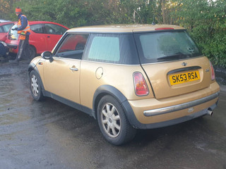 Mini Cooper  R50 2003