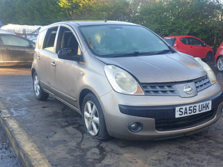 Nissan Note E11 2006