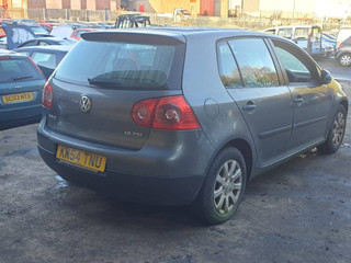 Volkswagen Golf 5 2004