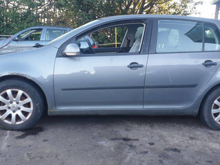 Volkswagen Golf 5 2004