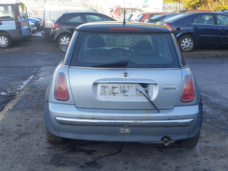 Mini Cooper  R50 2003