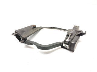 крепление фары левой BMW 5 серия E60/E61 E60 2006, 2.5 л., i, N52 B25 A, бензин, 6МКПП, schwarz ii / 668, седан, задний привод, правый руль, 15873700