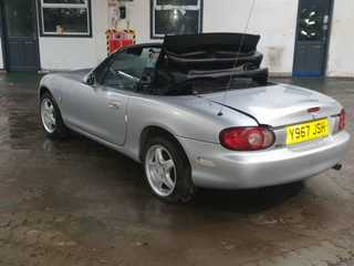 Mazda MX-5 2  рест. NB 2001