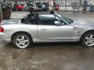 Mazda MX-5 2  рест. NB 2001