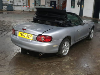 Mazda MX-5 2  рест. NB 2001