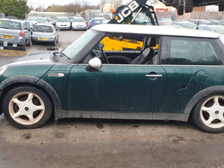 Mini Cooper  R50 2004