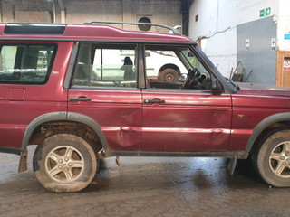 Land Rover Discovery 2 L318 2002