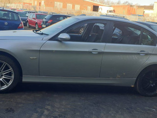 BMW 3 E90/E91/E92/E93 E90 2005