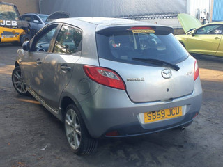Mazda 2 DE рест. DE 2010