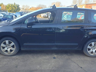 Peugeot 5008  T8 2013