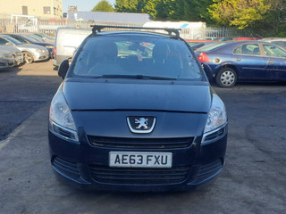 Peugeot 5008  T8 2013