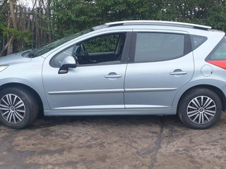 Peugeot 207 рест. 2011