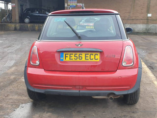 Mini Cooper рест. R50 2006