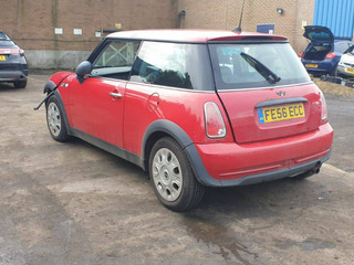 Mini Cooper рест. R50 2006