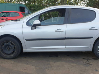 Peugeot 207 рест. 2010