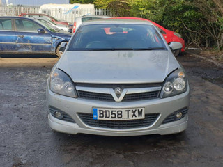 Opel Astra GTC H рест. 2009