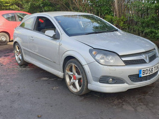 Opel Astra GTC H рест. 2009