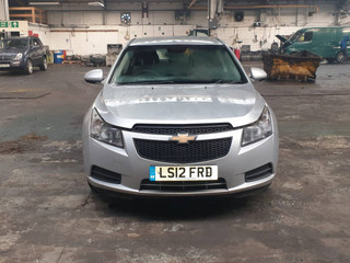Chevrolet Cruze  J305 2012