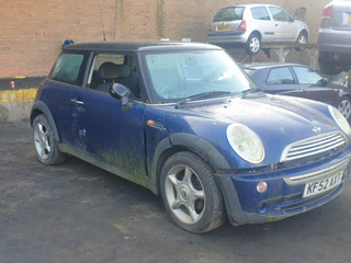 Mini Cooper  R50 2003