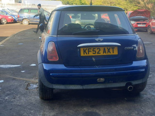 Mini Cooper  R50 2003