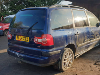Volkswagen Sharan 2-й рест. 2004