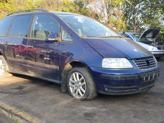 Volkswagen Sharan 2-й рест. 2004